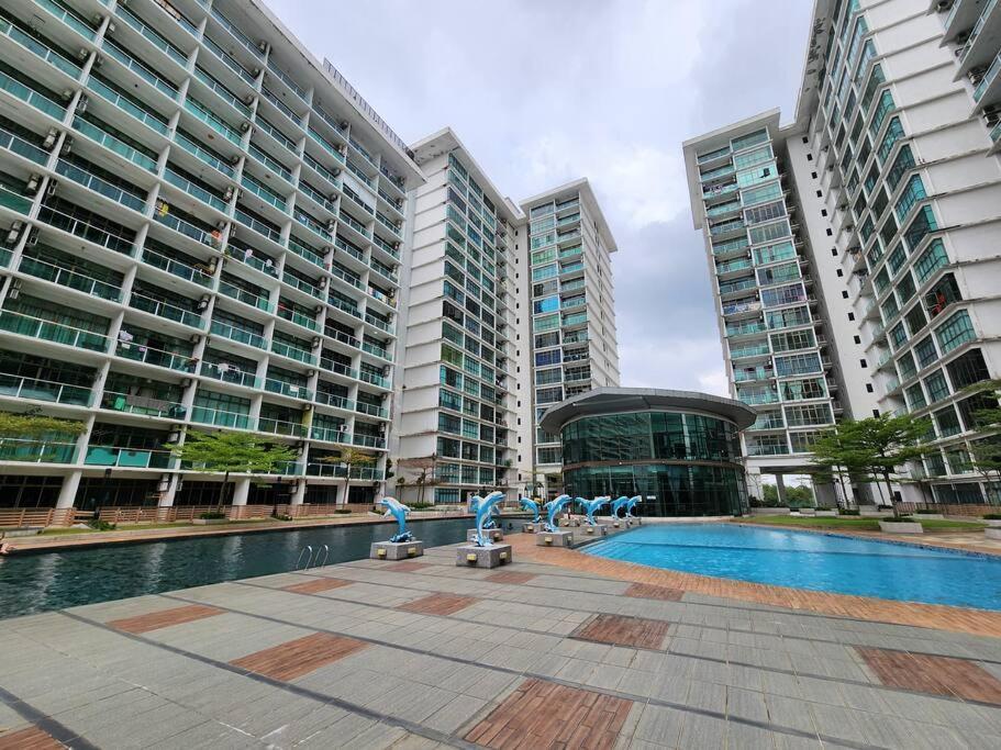 Apartment Muji Feel Living Place At Mount Austin, Jb #01