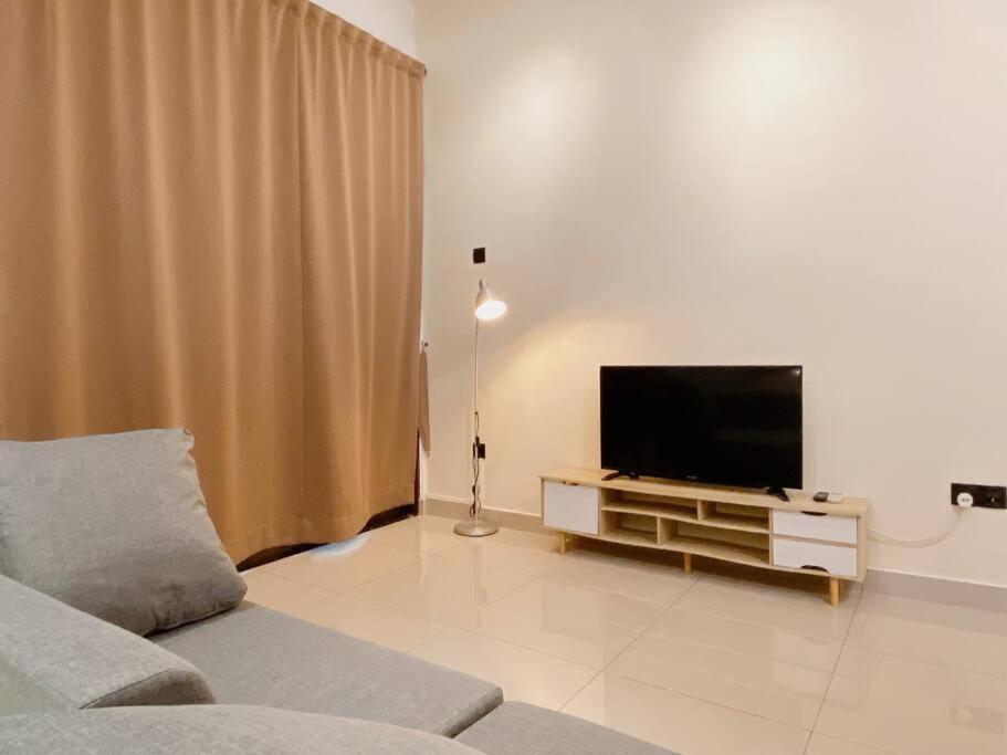 Apartment Muji Feel Living Place At Mount Austin, Jb #01